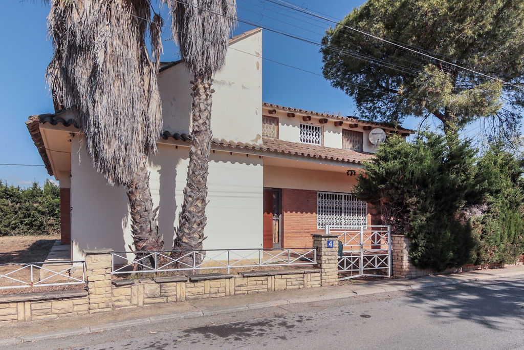 Chalet independiente en C/ Garbi, Llorenç del Penedès (Tarragona)
