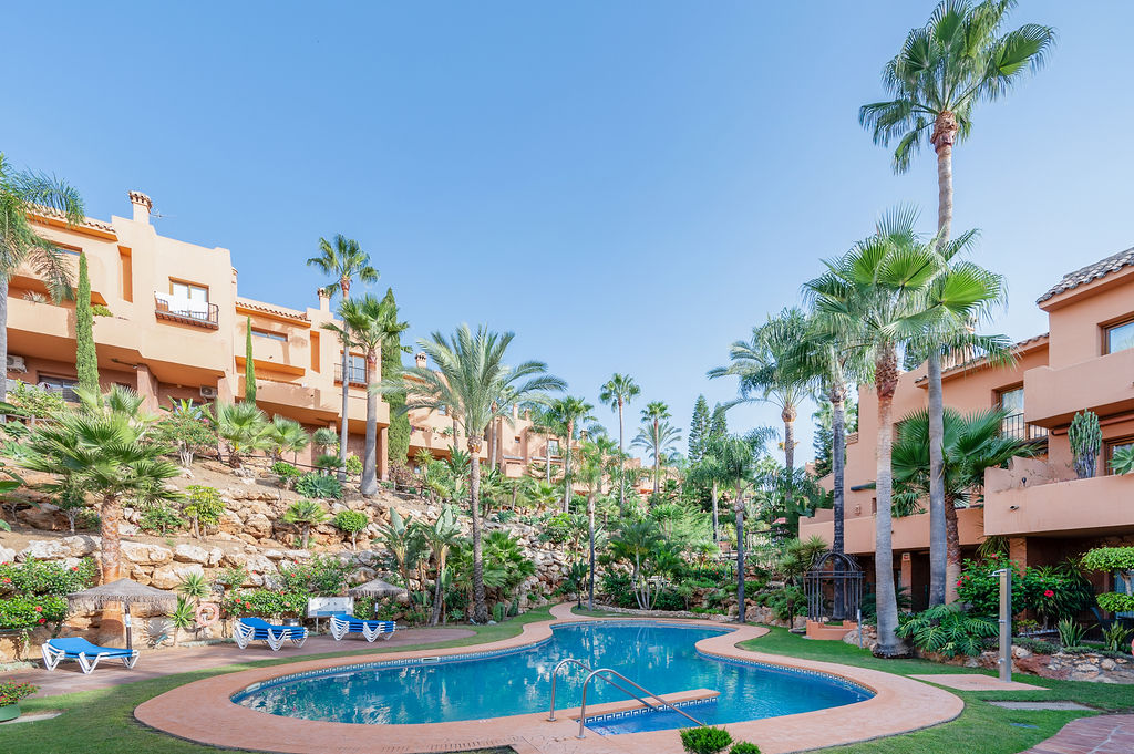 Chalet adosado en Av De los Vientos de Riviera  – Res The Riviera Hill Club – Mijas