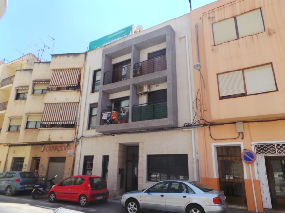 Viviendas en C/ Cami Vell de Valencia, Villajoyosa (Alicante) –