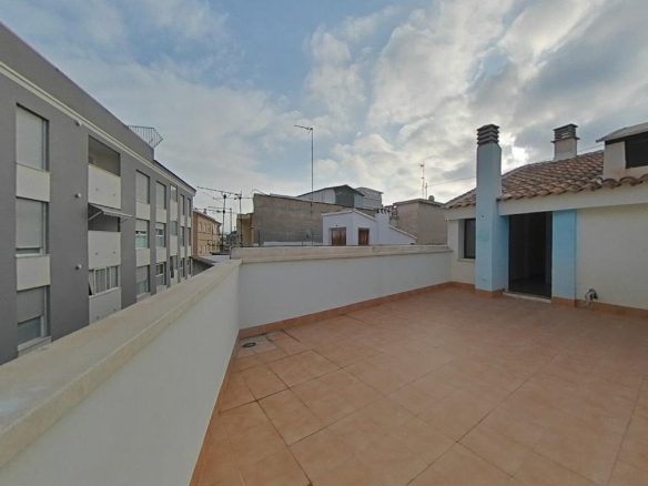 Viviendas en C/ Cami Vell de Valencia, Villajoyosa (Alicante) –