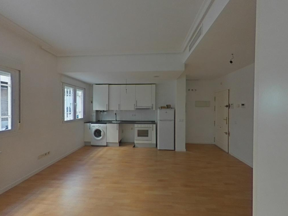 Vivienda en Pje José Sánchez Pescador – Madrid –