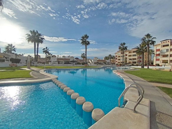 Vivienda en Urb Flamenca Beach