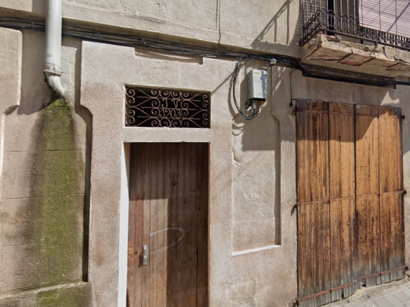 Local en C/ Sant Josep, Torelló (Barcelona)