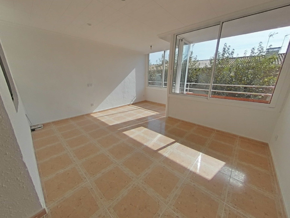 Dúplex en C/ Mossen Jacint Verdaguer, Pineda de Mar (Barcelona)