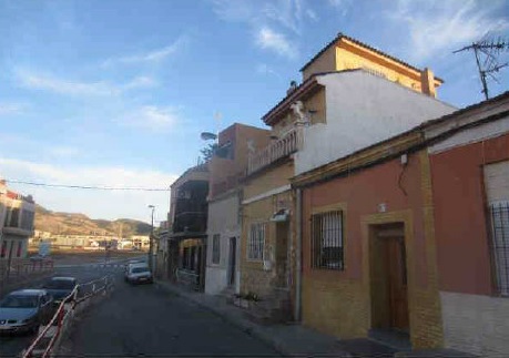 Casa adosada en C/ del Pozo – Cartagena –