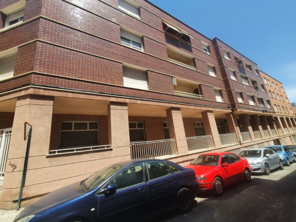 Local en C/ Anselm Aracil – Alcoy –