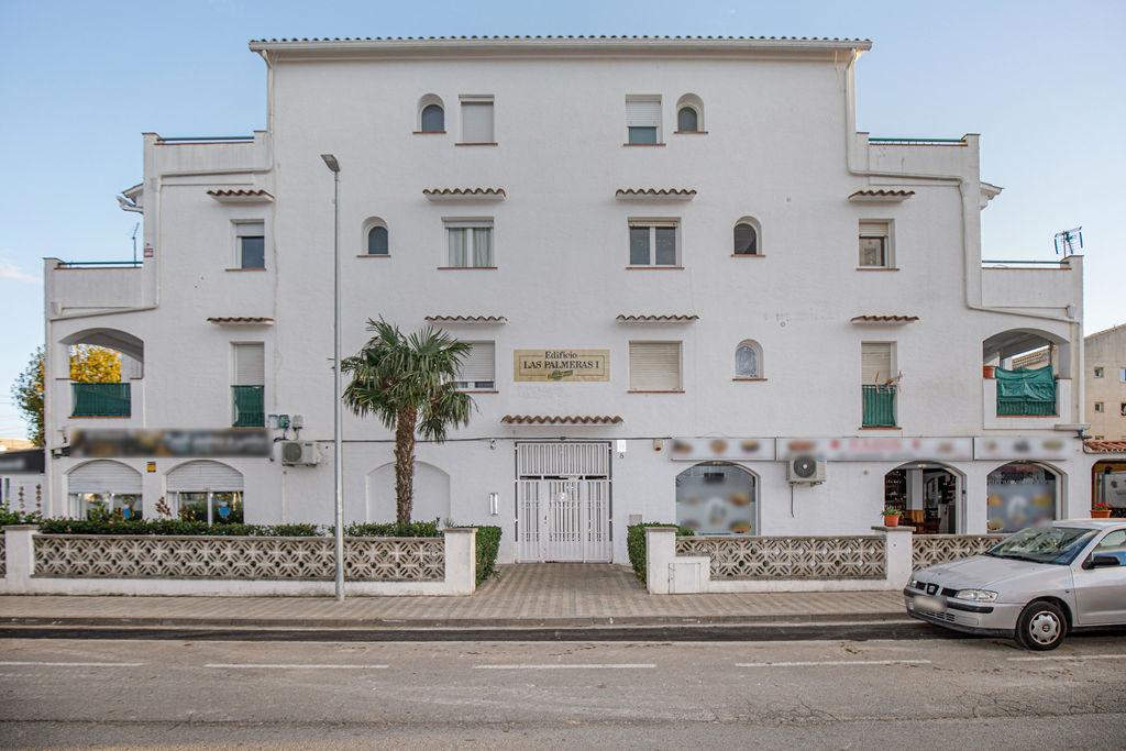 Piso en C/ Puigmal – Ed Las Palmeras I – Castelló d´Empùries