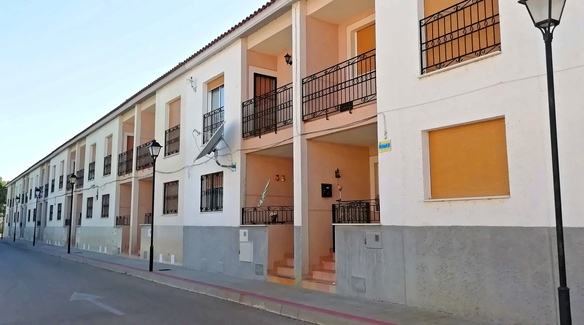 Casa adosada y garajes en Av. San isidro, Caravaca de la Cruz (Murcia)