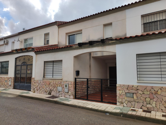 Chalet adosado Santos de Maimona (Los)