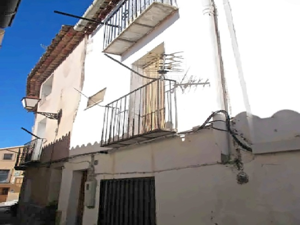 Piso en C/ Pedro Miralles, Bejís (Castellón)
