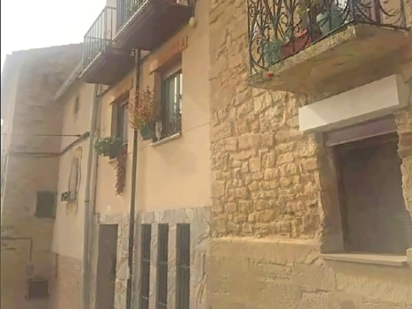 Chalet adosado Torres del Río