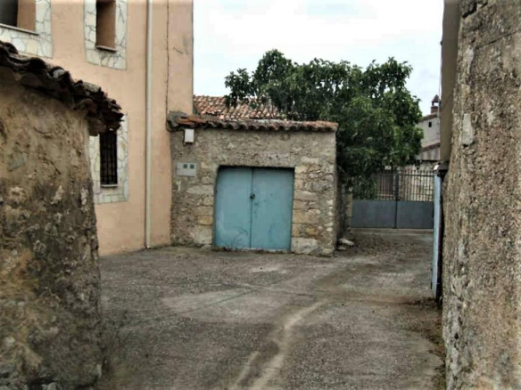 Chalet adosado Mirabueno