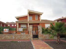 Chalet independiente en C/ Picos de Europa – La Alcayna – Molina de Segura –