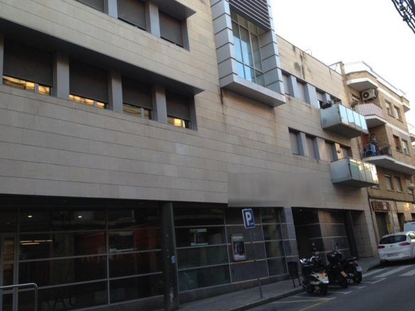 Piso en C/ Masía, Montcada i Reixac (Barcelona)