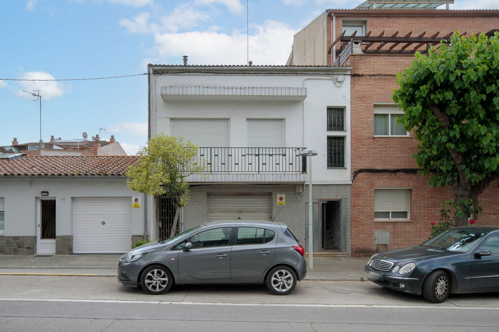 Casa adosada en C/ Girona, Cardedeu (Barcelona)