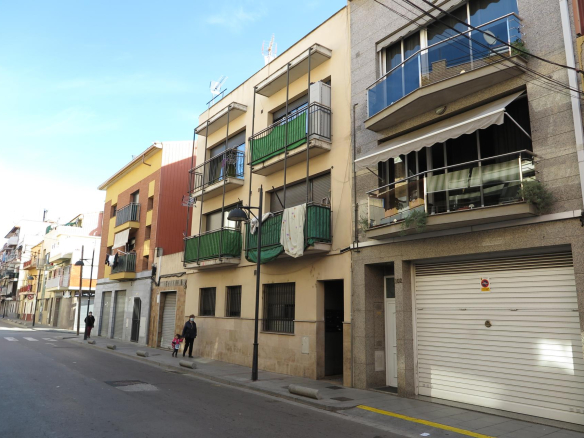 Pisos en C/ Riera, Canovelles (Barcelona)