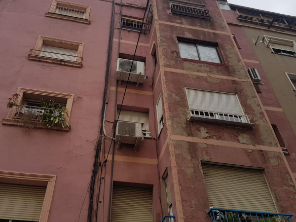 Piso en C/ Pins, Hospitalet de Llobregat (El) (Barcelona)