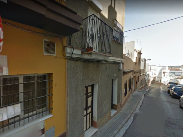 Casa adosada en Callejón de la Luz