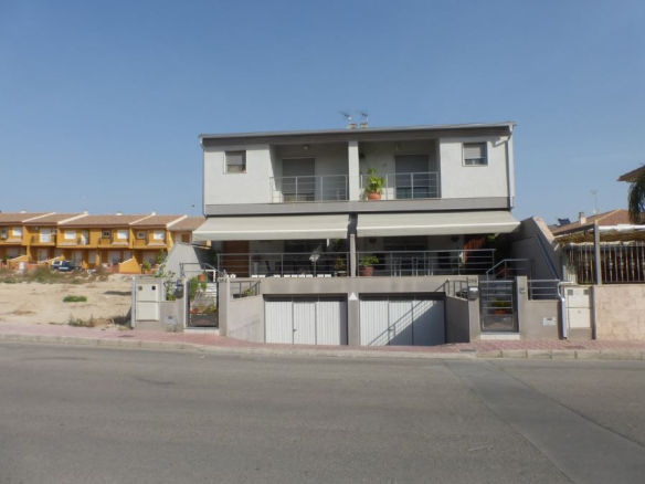 Chalet adosado Ceutí