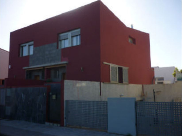 Chalet Adosado situado en Las Palmas de Gran Canaria