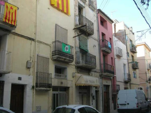 Edificio en C/ Major, Ulldecona (Tarragona)