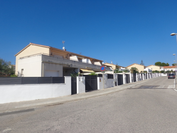 Chalet en Creixell (Tarragona)