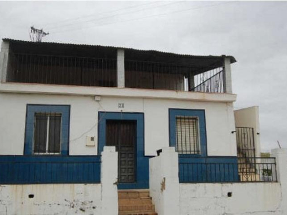 Chalet adosado Calañas