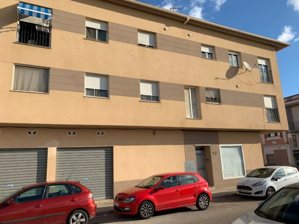 Local en C/ Ausías March – Alzira – Valencia