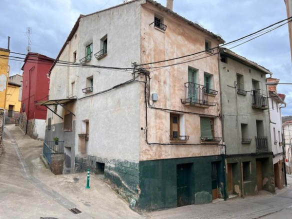 Casa en C/ Arrabal, Albelda de Iregua (La Rioja)
