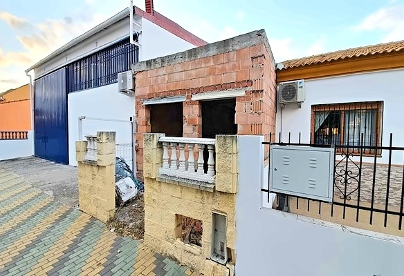 Casa adosada en Cm. Veredón de los Frailes, Córdoba