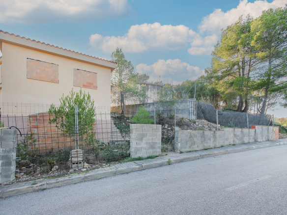 Vivienda en C/ Saturn, Olivella (Barcelona)