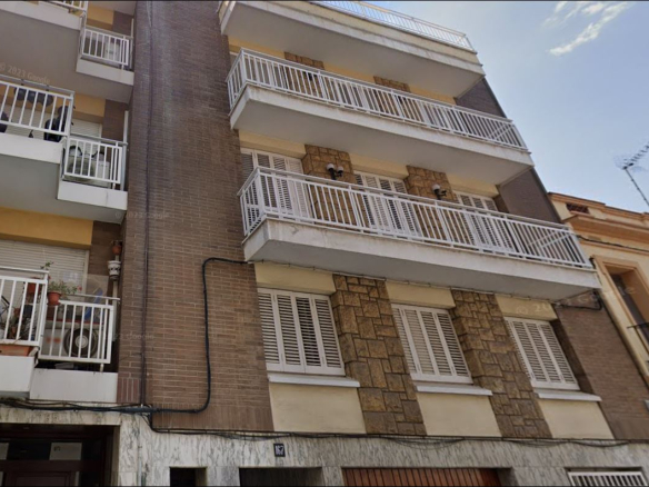 Edificio en C/ Francesc Pi i Margall – Sant Boi de Llobregat – Barcelona