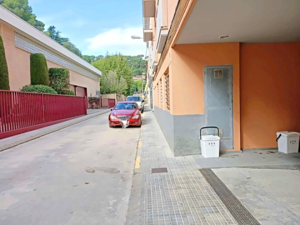 Piso, garaje y trastero en C/ Joan Castells, Capellades (Barcelona)