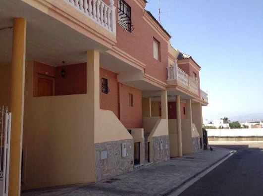 Chalet adosado Almería