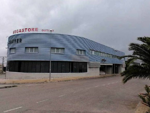 Local en C/ El Monastil/ C/ El Pantano – Elda – Alicante