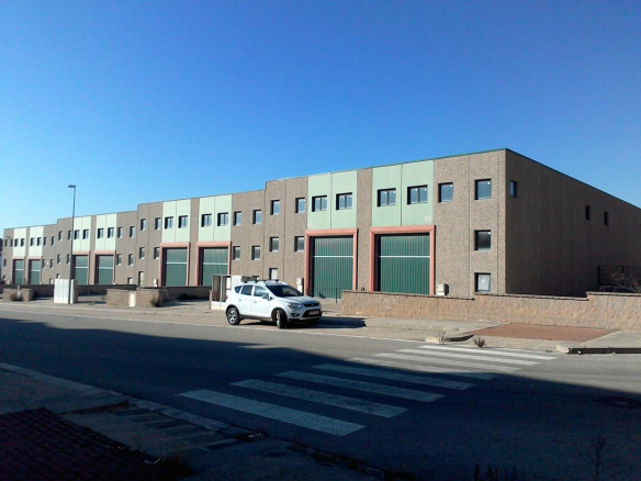 Nave industrial en C/ Sant Celoni, Llinars del Vallès (Barcelona)