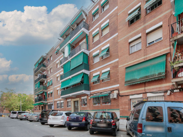 Piso en C/ Archidona, Sabadell (Barcelona)