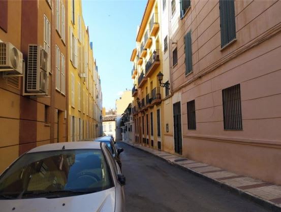 Local en C/ Rosal – Málaga –