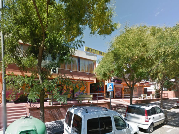 Local en C/ Antonio Machado, Castelldefels (Barcelona)