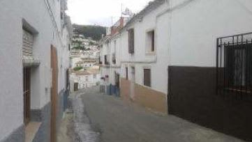 Vivienda en C/ Cruz Cañizares, Montefrío (Granada)