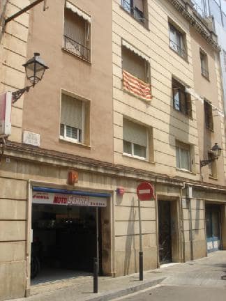 Locales comerciales en C/ Duquessa Dorleans – Barcelona –