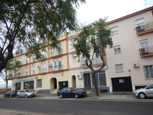 Piso en Los Palacios y Villafranca – Sevilla –