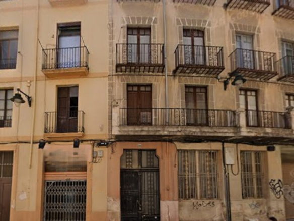Local en C/ El Camí, Alcoy (Alicante)