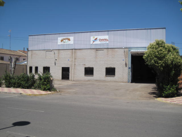 Nave industrial en Fernán Caballero – Ciudad Real –