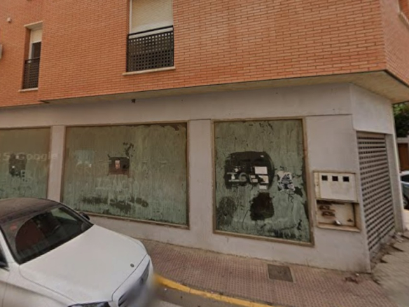 Local en C/ Francisco Villaespesa, El Ejido (Almería)