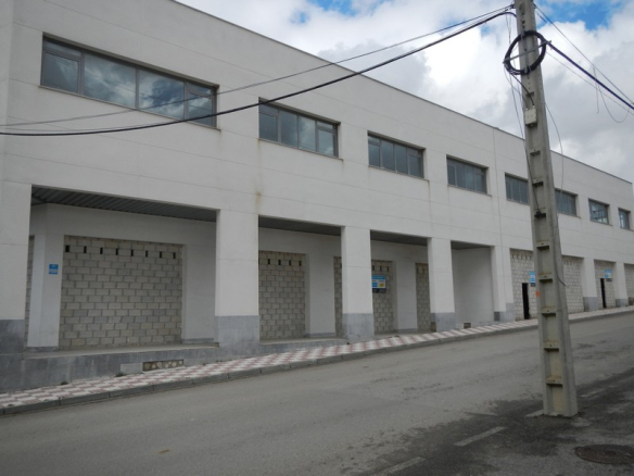 Oficina en Av. de Andalucía, Alcalá del Río (Sevilla)