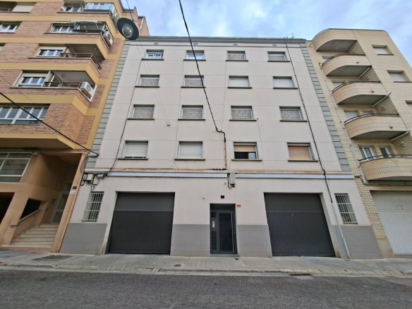 Local en C/ Mestre E. Pujol – Lleida –