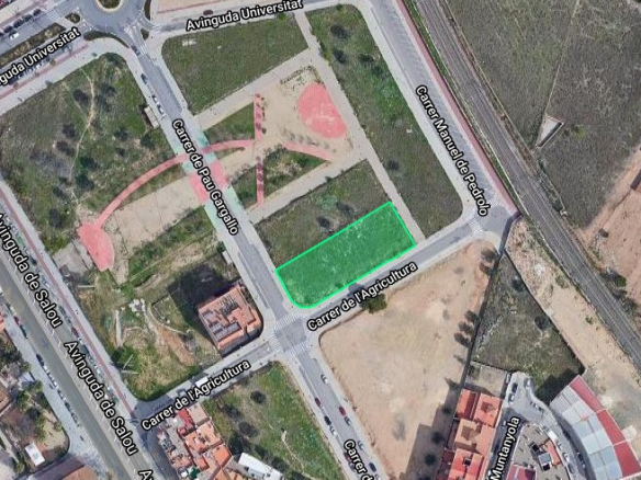 Solar en C/ Agricultura